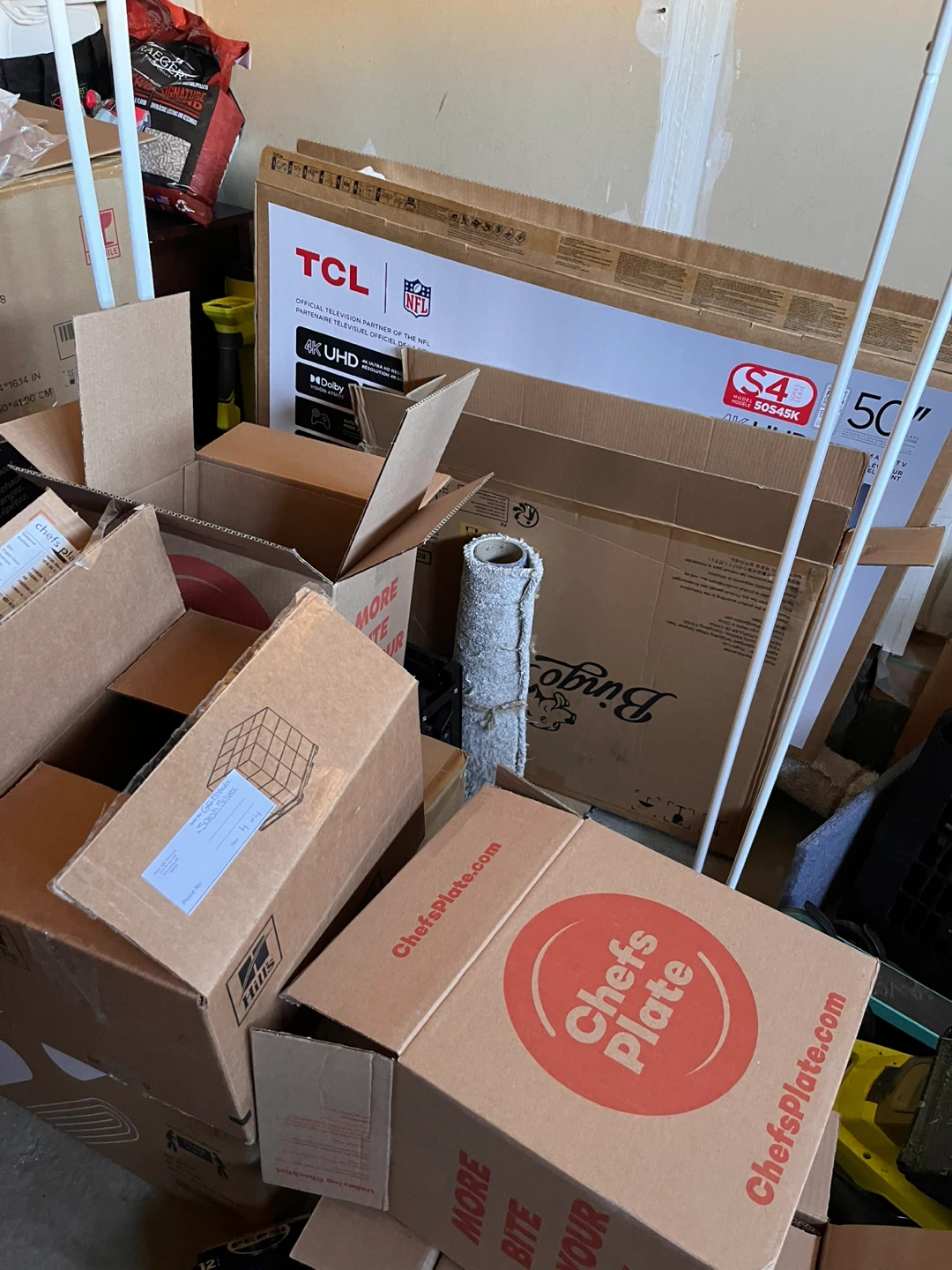 Free moving boxes