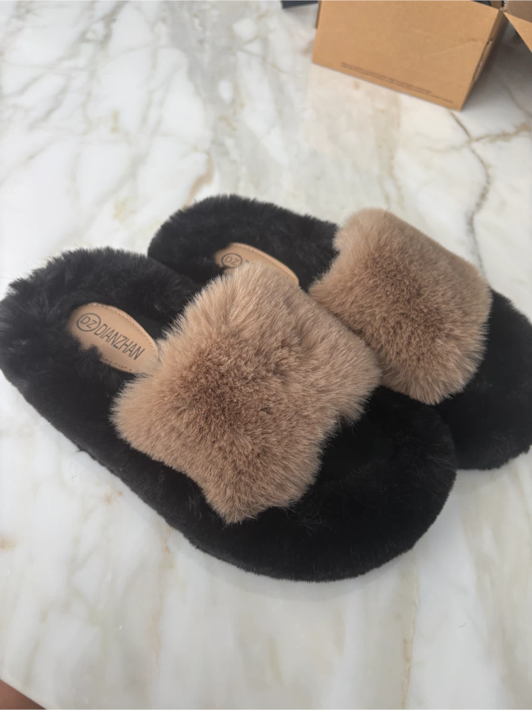DIANZHAN Black & Tan Faux Fur Slides