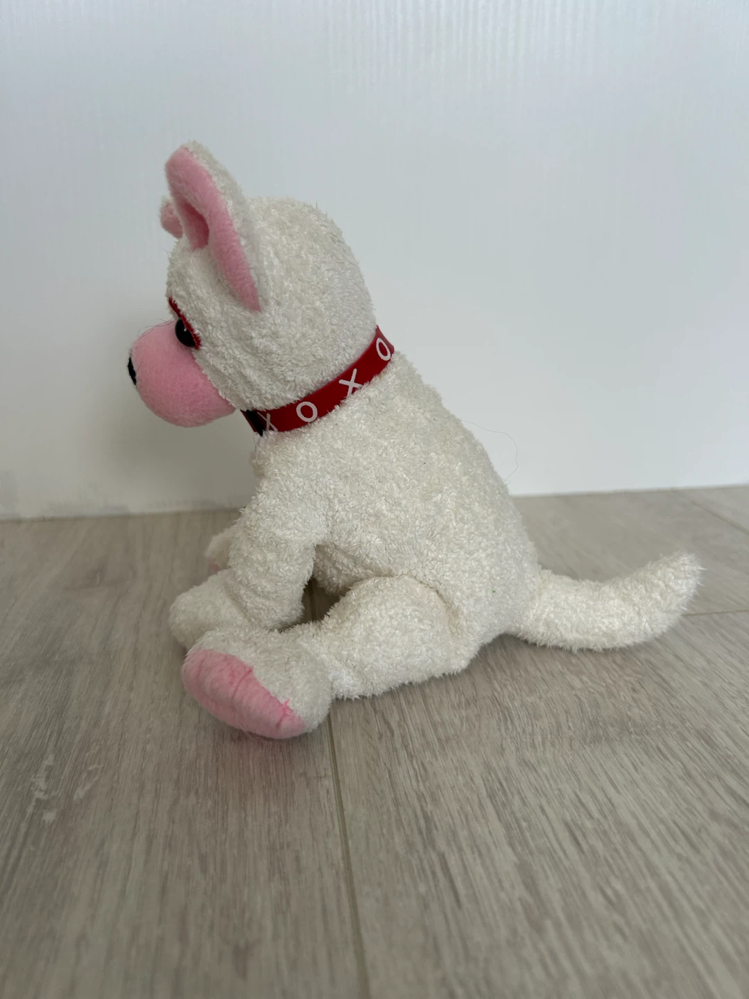 2001 White stuffed dog with pink accents - photo 2