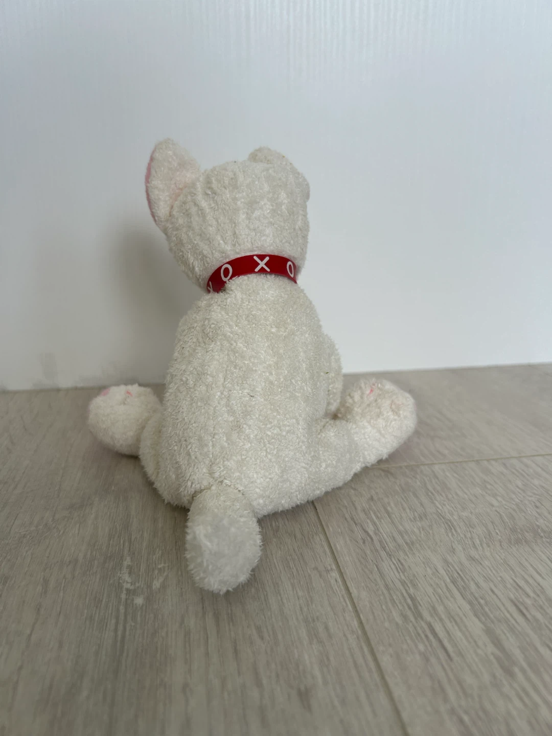 2001 White stuffed dog with pink accents - photo 3