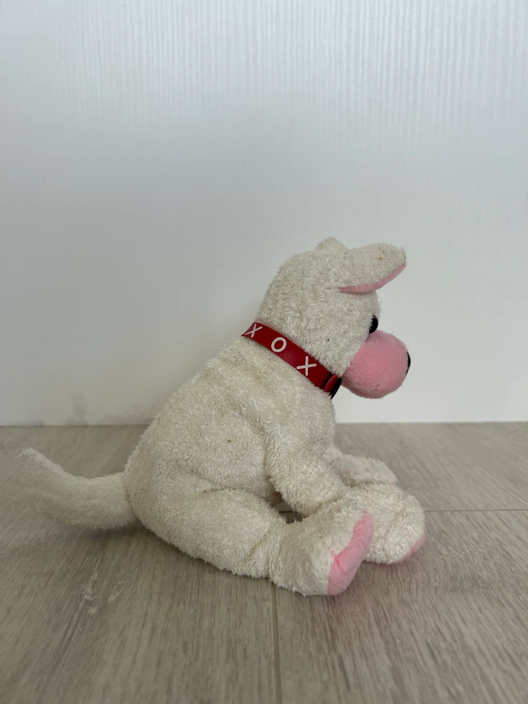 2001 White stuffed dog with pink accents - photo 4