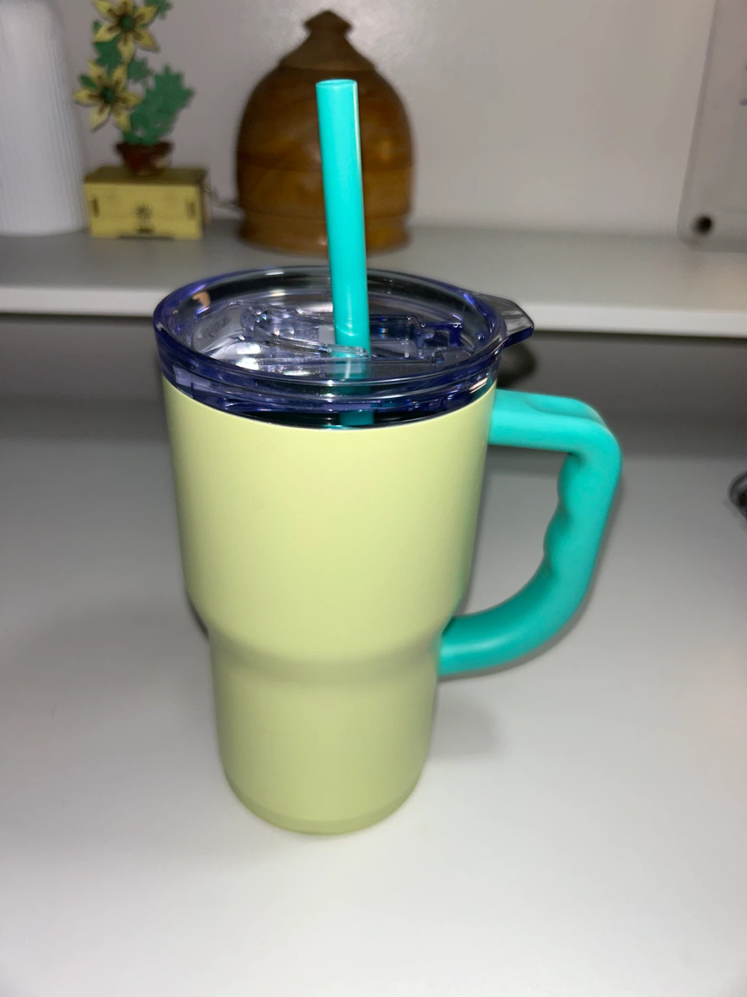 Tumbler with Teal Handle and Straw