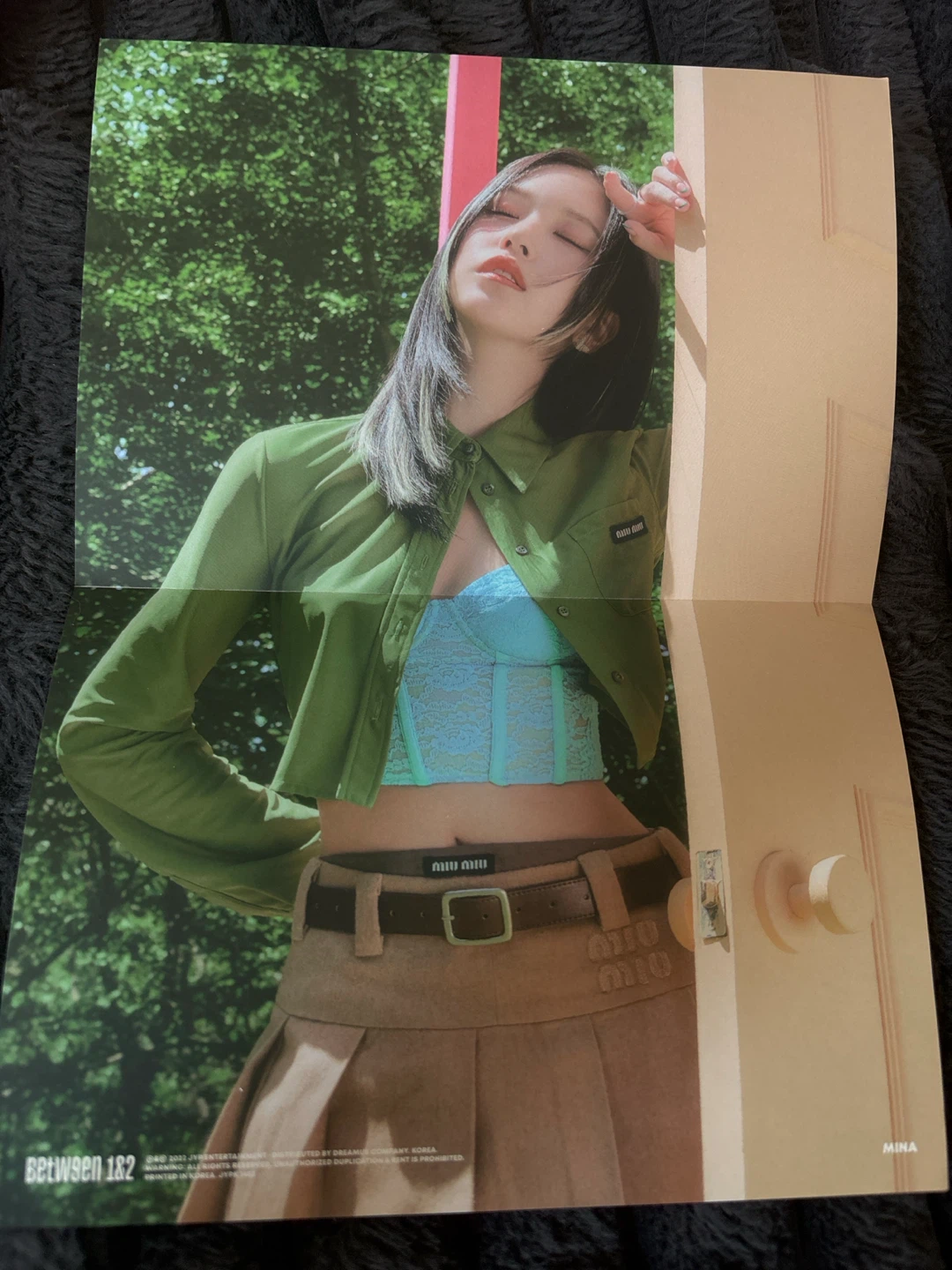 TWICE "BETWEEN 1&2" Album Photobook + CD - photo 2