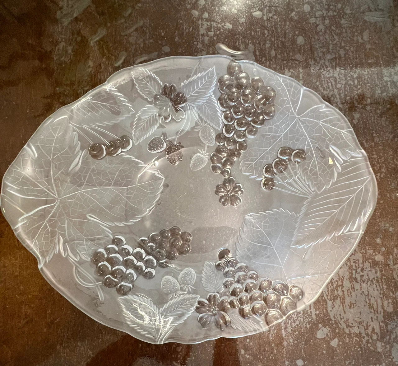 Frosted Glass Fruit Bowl - photo 4