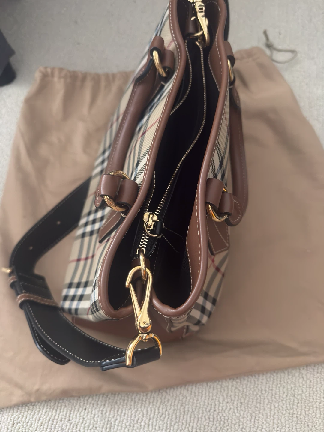 Burberry Haymarket Check Bag - photo 3