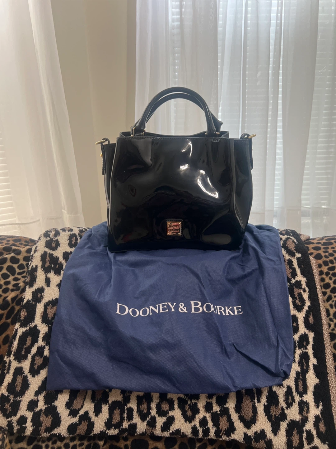 Dooney & Bourke Black Patent Leather Satchel Handbag - photo 4
