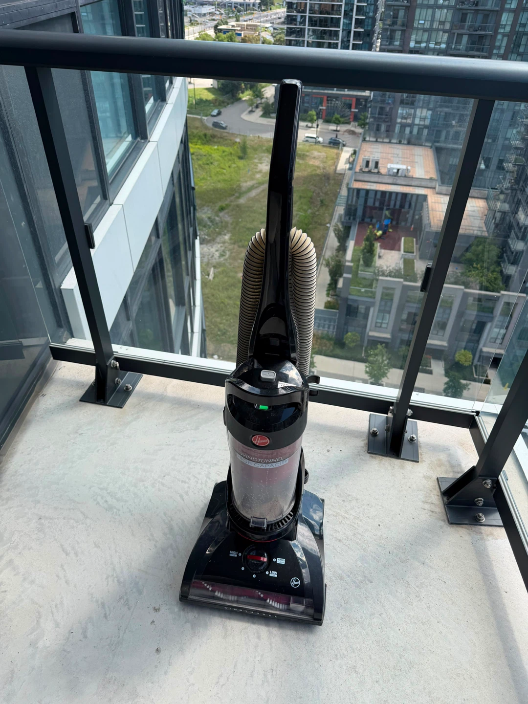 Hoover WindTunnel Upright Vacuum Cleaner