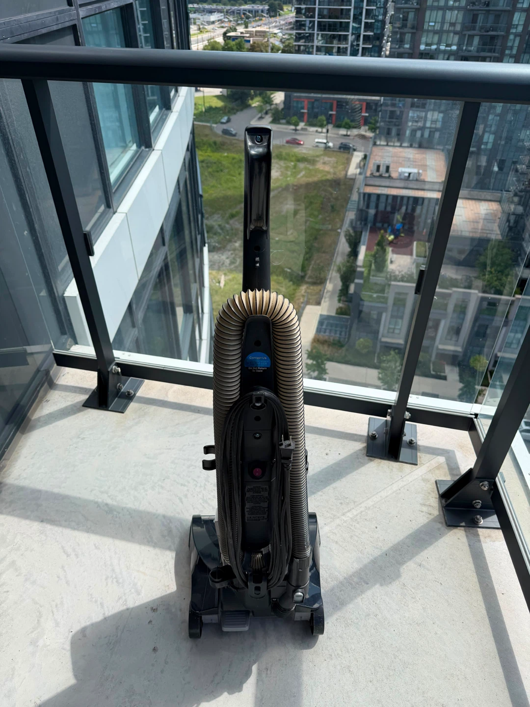 Hoover WindTunnel Upright Vacuum Cleaner - photo 3