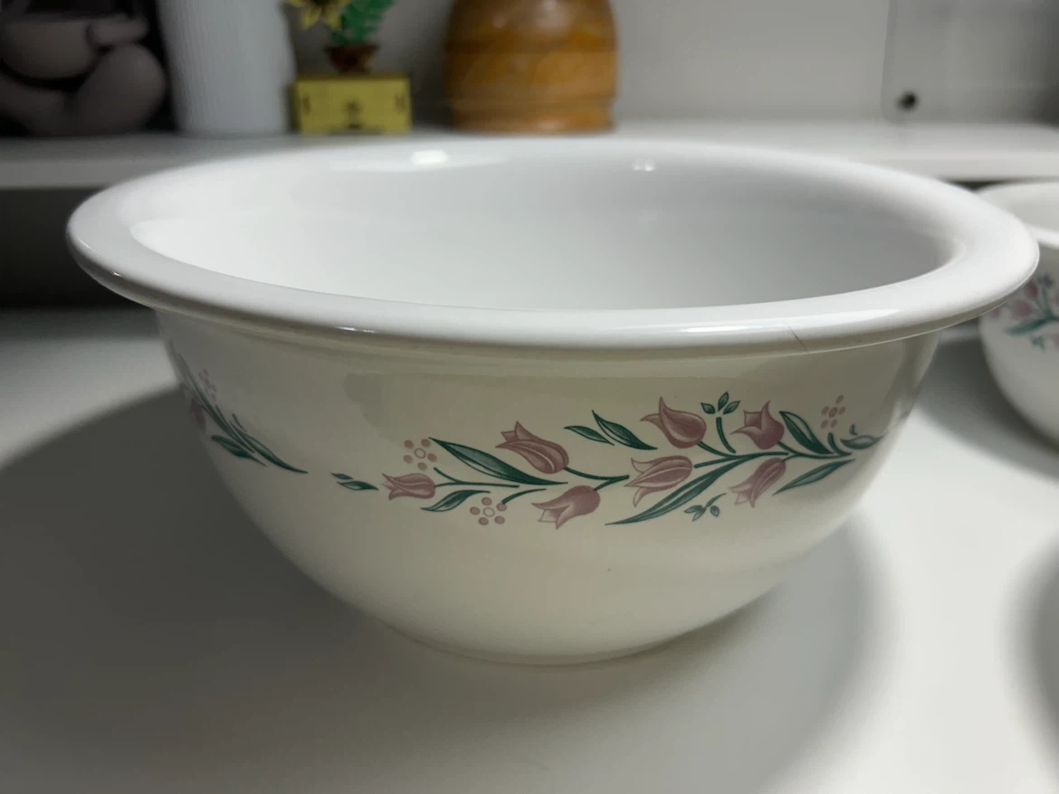 Set of 3 White Mixing Bowls with Floral Design - photo 2