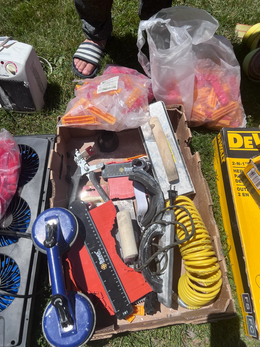 Drywall /Plastering Tool Lot – Multiple Tools & Accessories