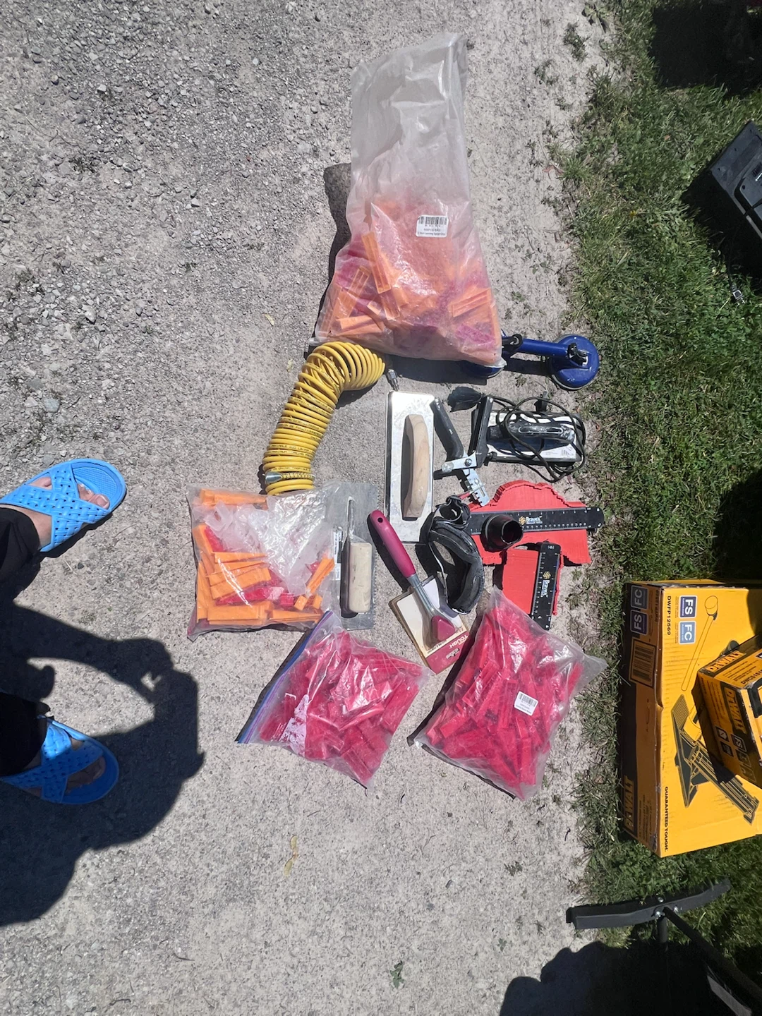 Drywall /Plastering Tool Lot – Multiple Tools & Accessories - photo 2