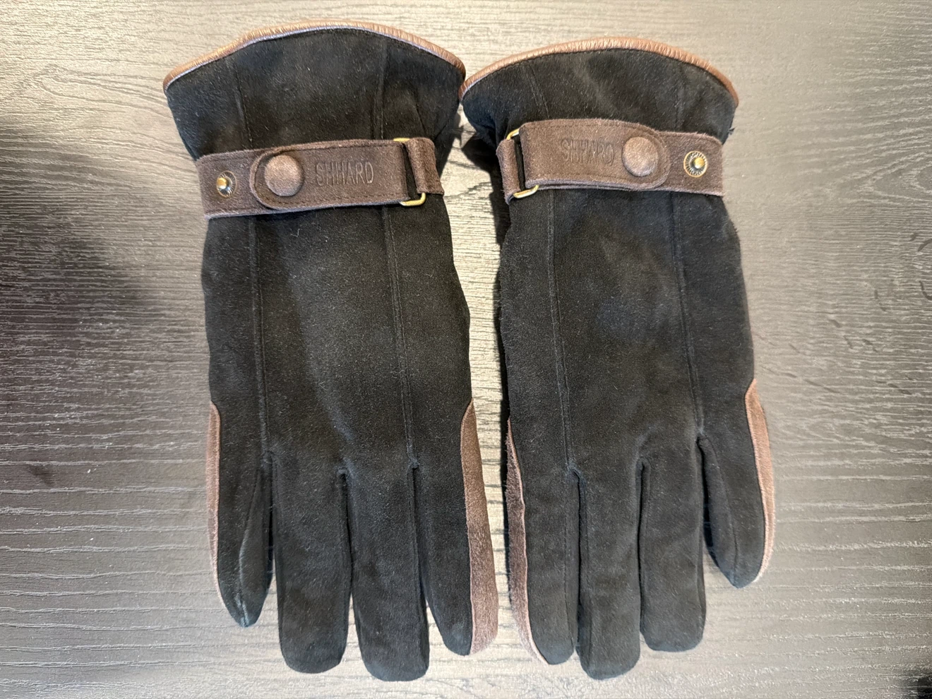 Shearling gloves brown black unisex