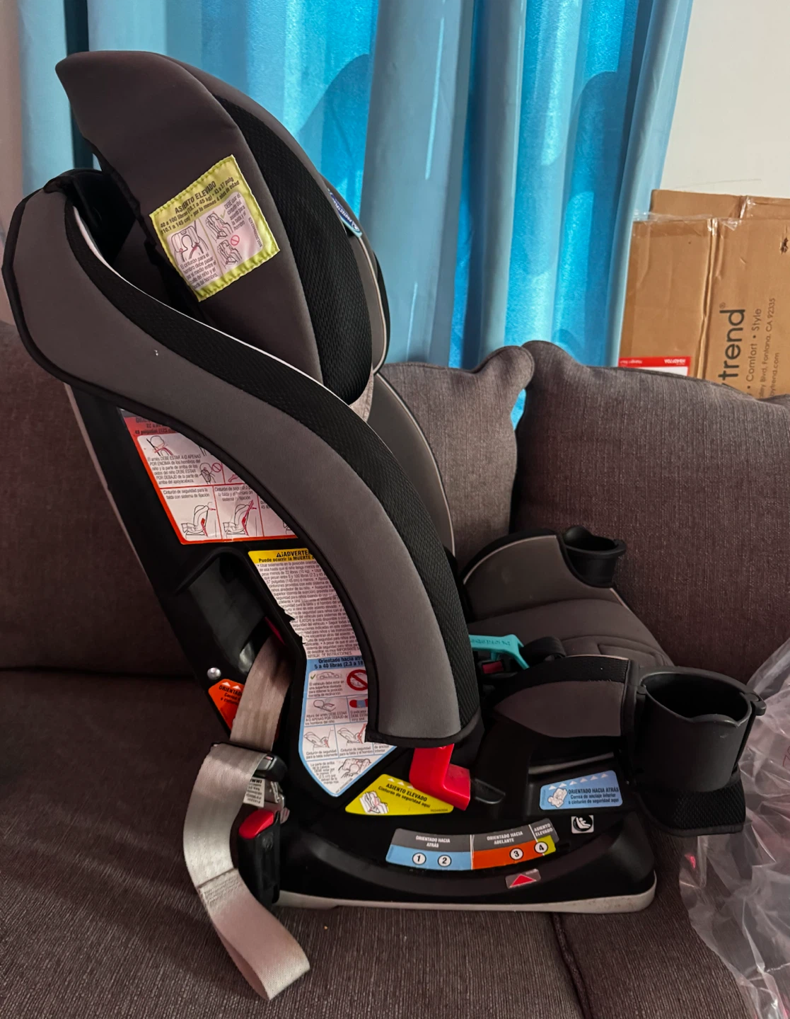 Car Seat ( Graco SlimFit 3 in 1 Car Seat ) - photo 4