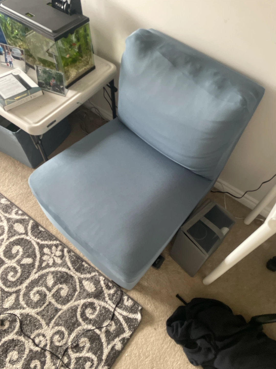 Chair/couch with blue cover - photo 2