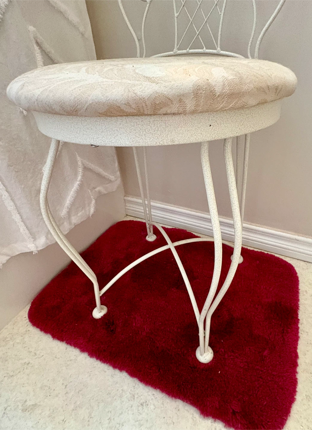 White Metal Vanity Stool with Upholstered Seat - photo 3