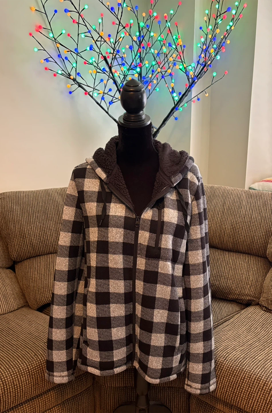 ✨✨Women's Plaid Sherpa Lined Hoodie Size L