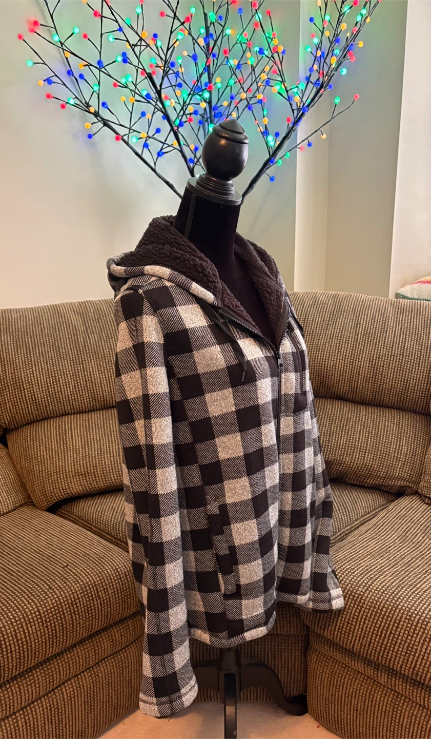 ✨✨Women's Plaid Sherpa Lined Hoodie Size L - photo 2