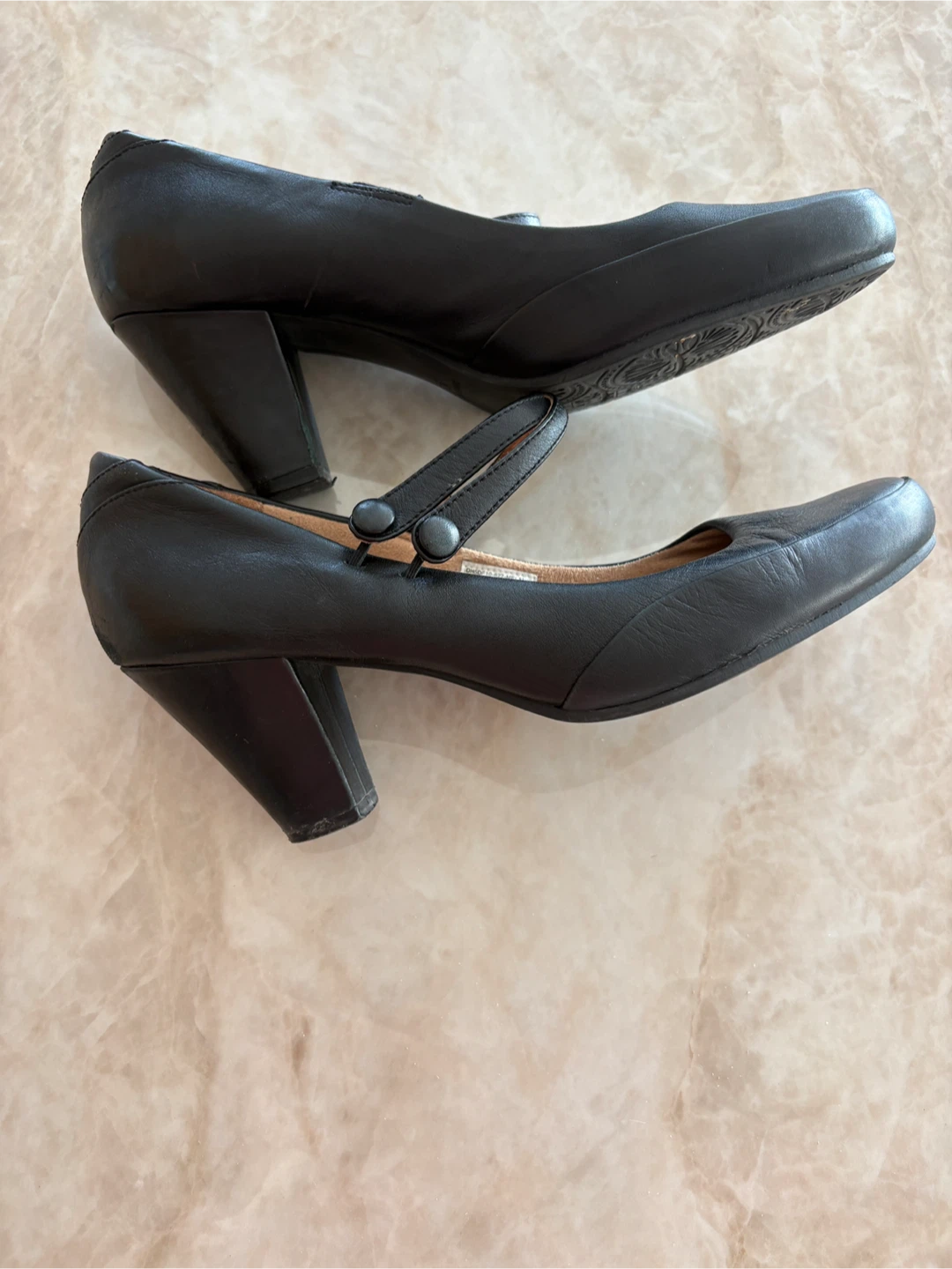 Size 10 Black Leather Mary Jane Shoes