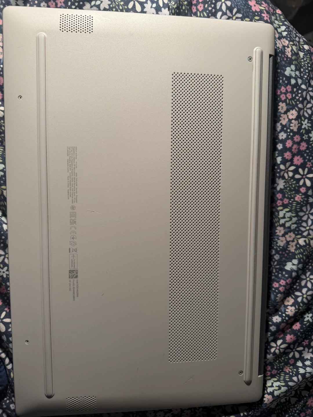 HP 250 G10 Notebook PC + brand new 1tb ssd drive