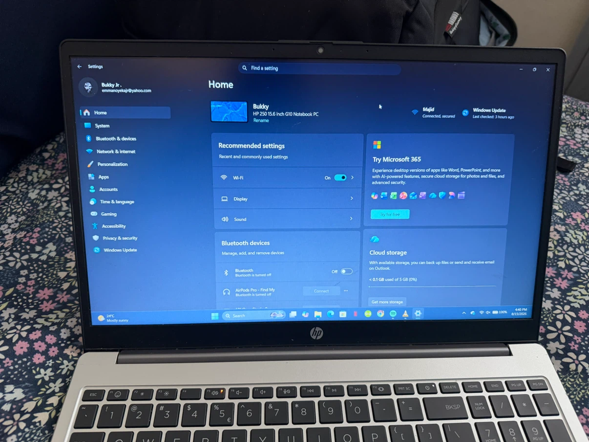 HP 250 G10 Notebook PC + brand new 1tb ssd drive - photo 3