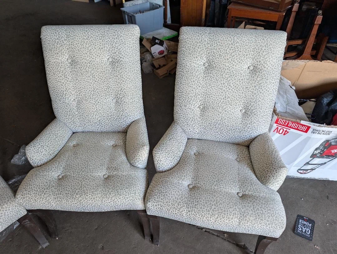 Set of 4 Chairs – $400 - photo 3