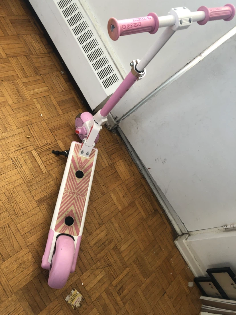 GOTRAX Pink Kids Electric Scooter