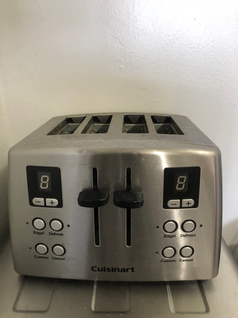 Cuisinart 4-Slice Toaster - photo 2