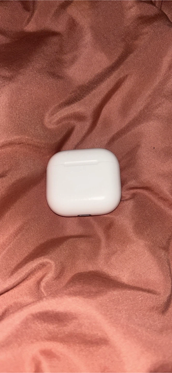 apple airpod 4s - photo 2