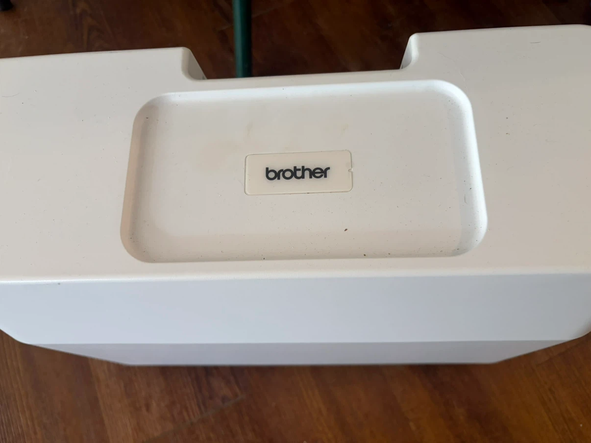 Brother CS6000i Computerized Sewing Machine - photo 2