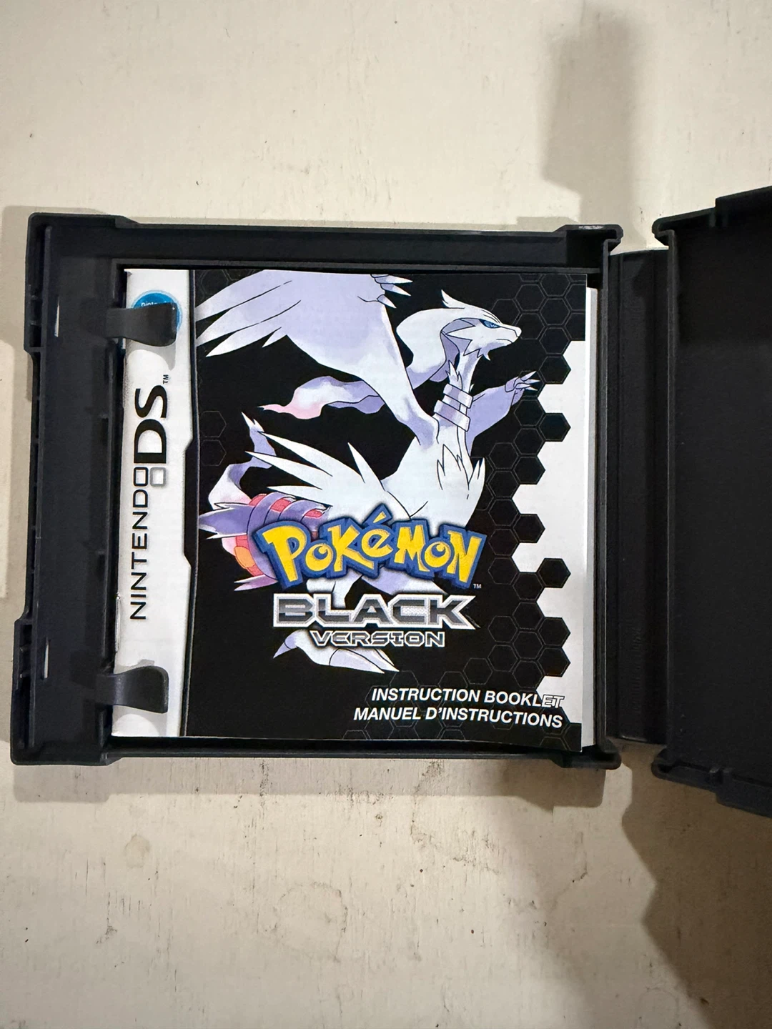 Pokemon Black Version (Nintendo DS) - CIB - photo 3