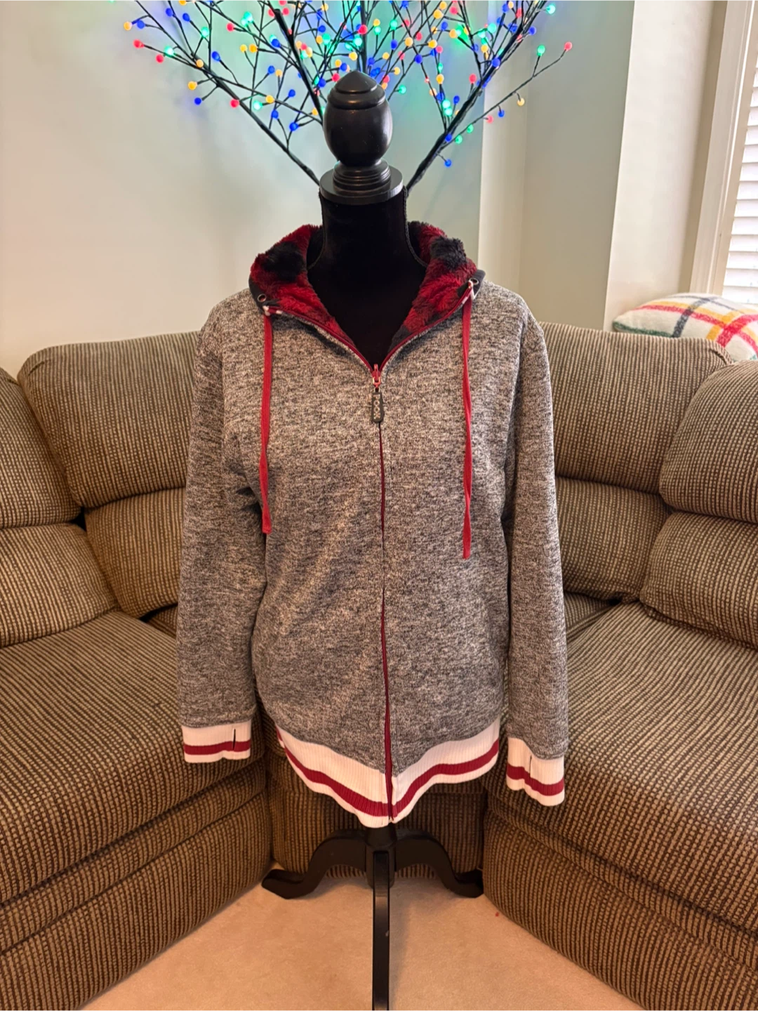 ✨✨Grey Zip-Up Hoodie with Plaid & Faux Fur Trim