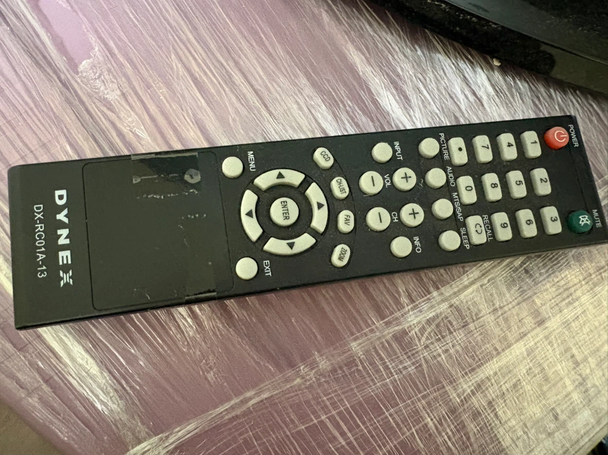 Dynex LCD TV DX-32L100A13 - photo 3