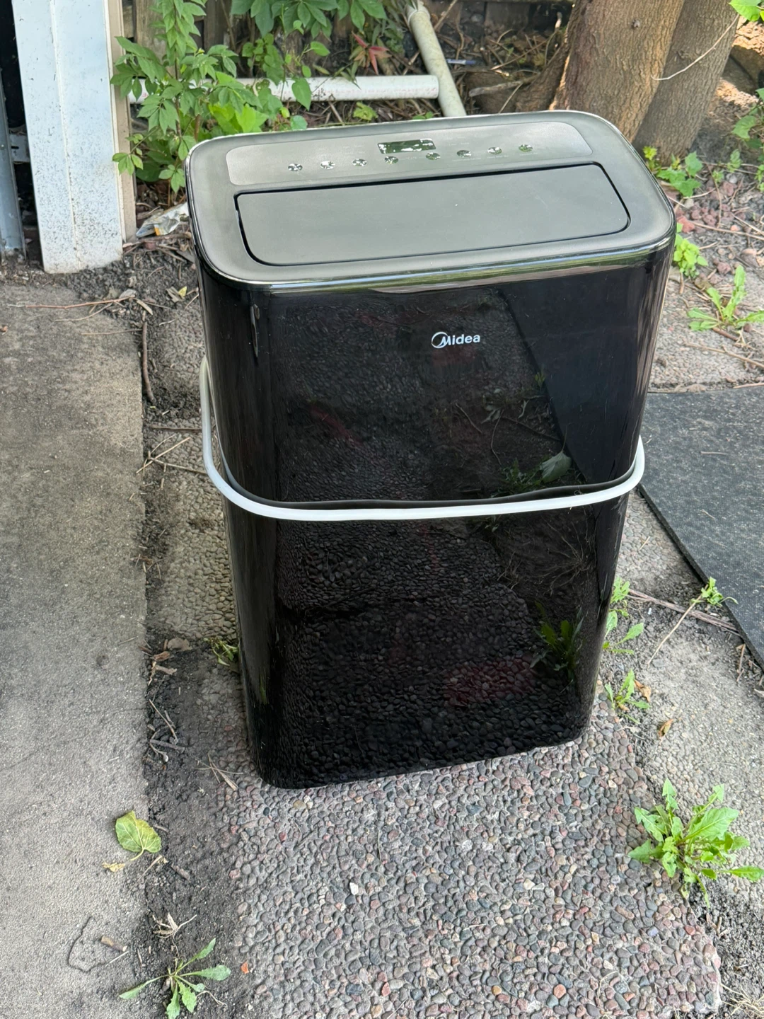 Midea 10,000 BTU Portable Air Conditioner - photo 3