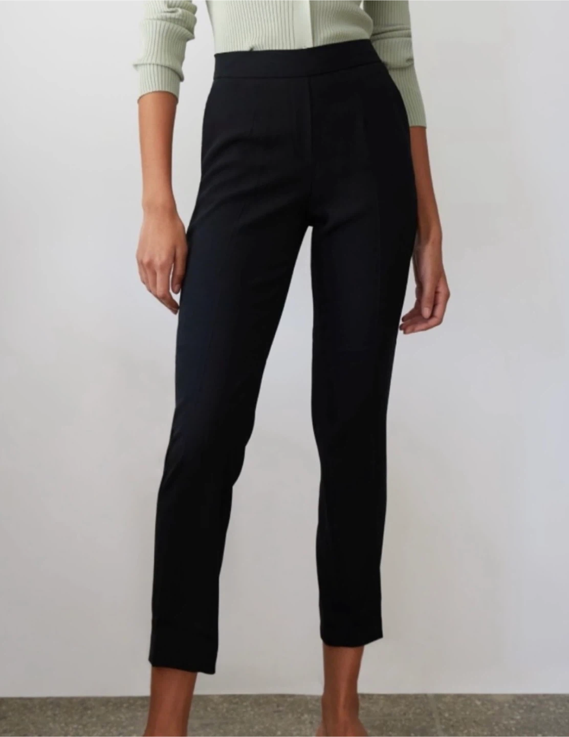 Aritzia Babaton Black Conan Dress Pants size 0