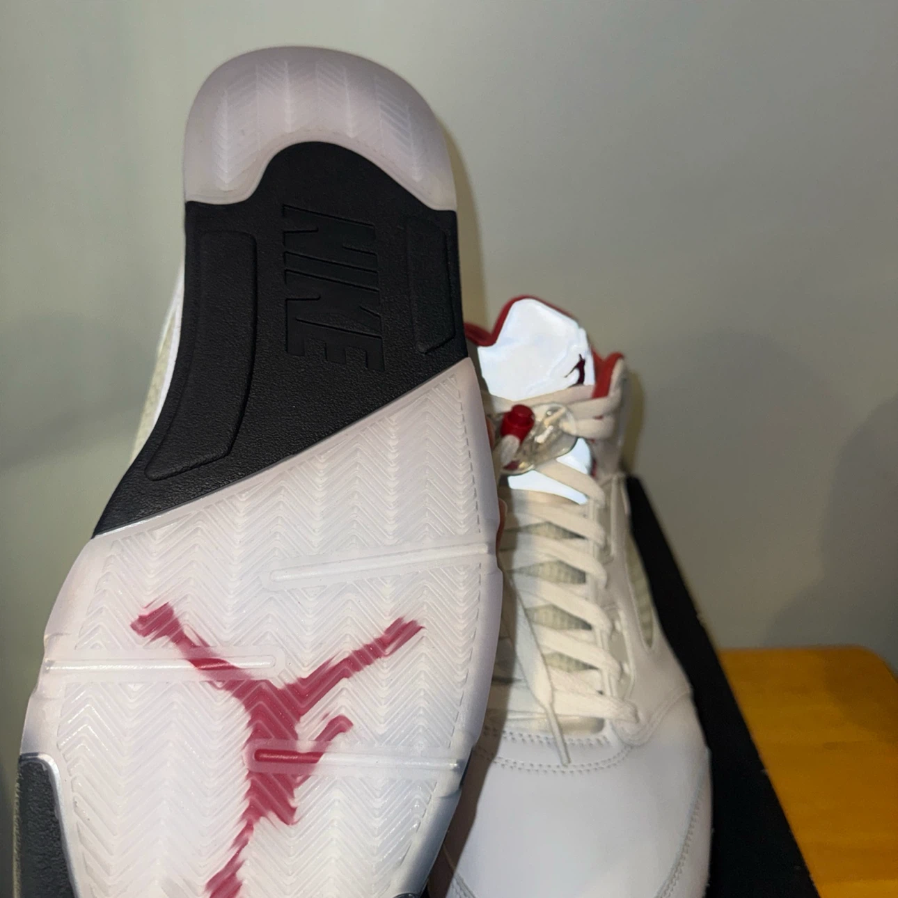 Jordan retro 5 fire red (silver tongue ) x 2 - photo 5
