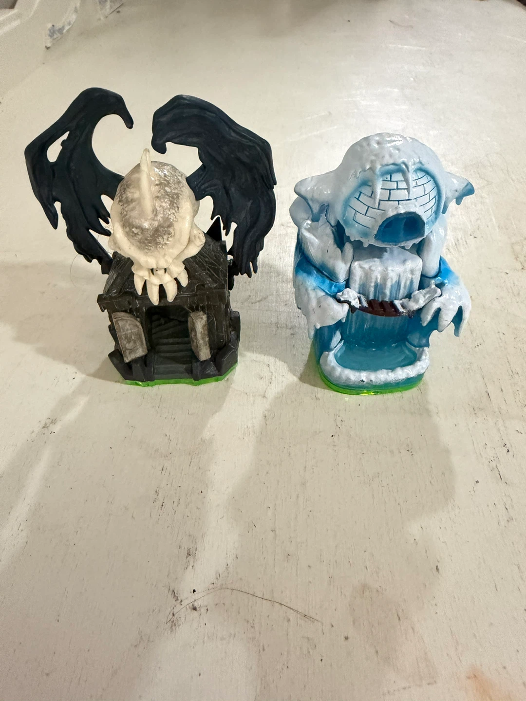 Skylanders Empire of Ice + Darklight Crypt Expansion Pieces