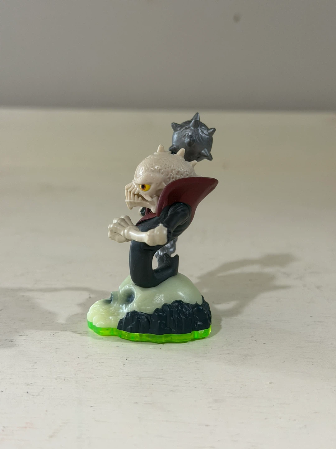 Skylanders Ghost Roaster Series 1 Green Base Figure - photo 2