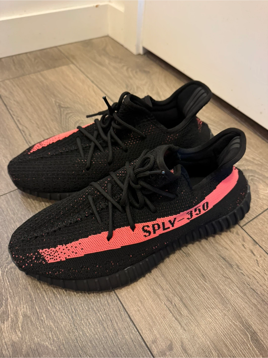 adidas yeezy boost 350 v2 red strip US Size 11