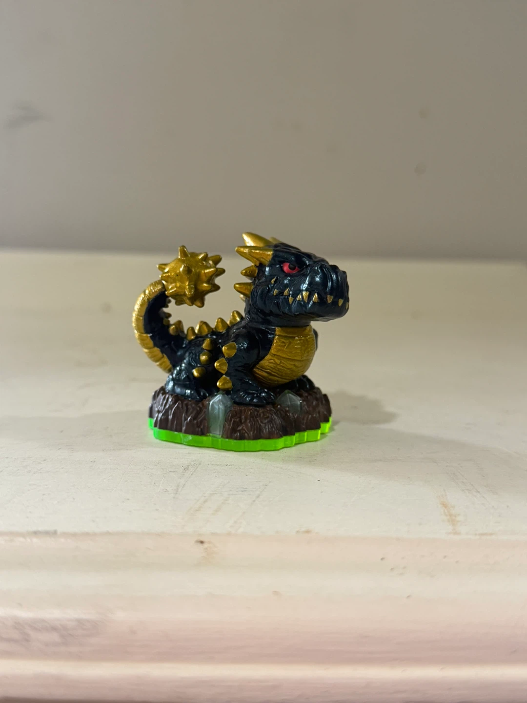 Skylanders Legendary Bash Black Gold Variant Spyro’s Adventure