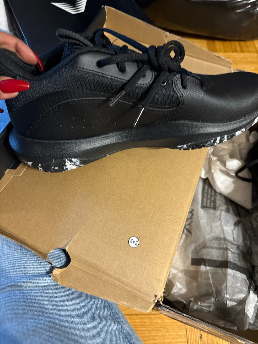 Under Armour UA Lockdown 7 Basketball Shoes - photo 3