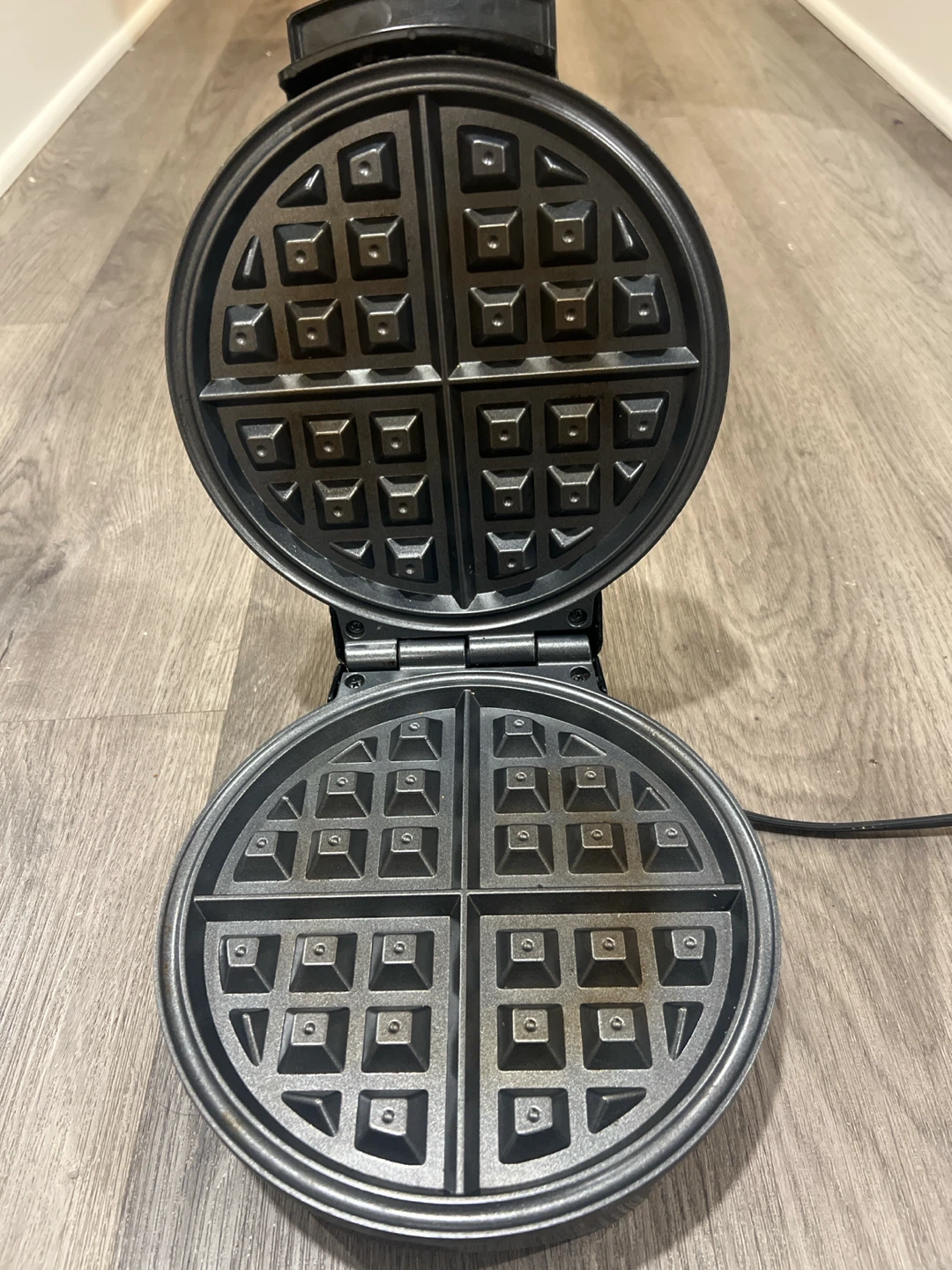 Oster Waffle Maker - photo 2
