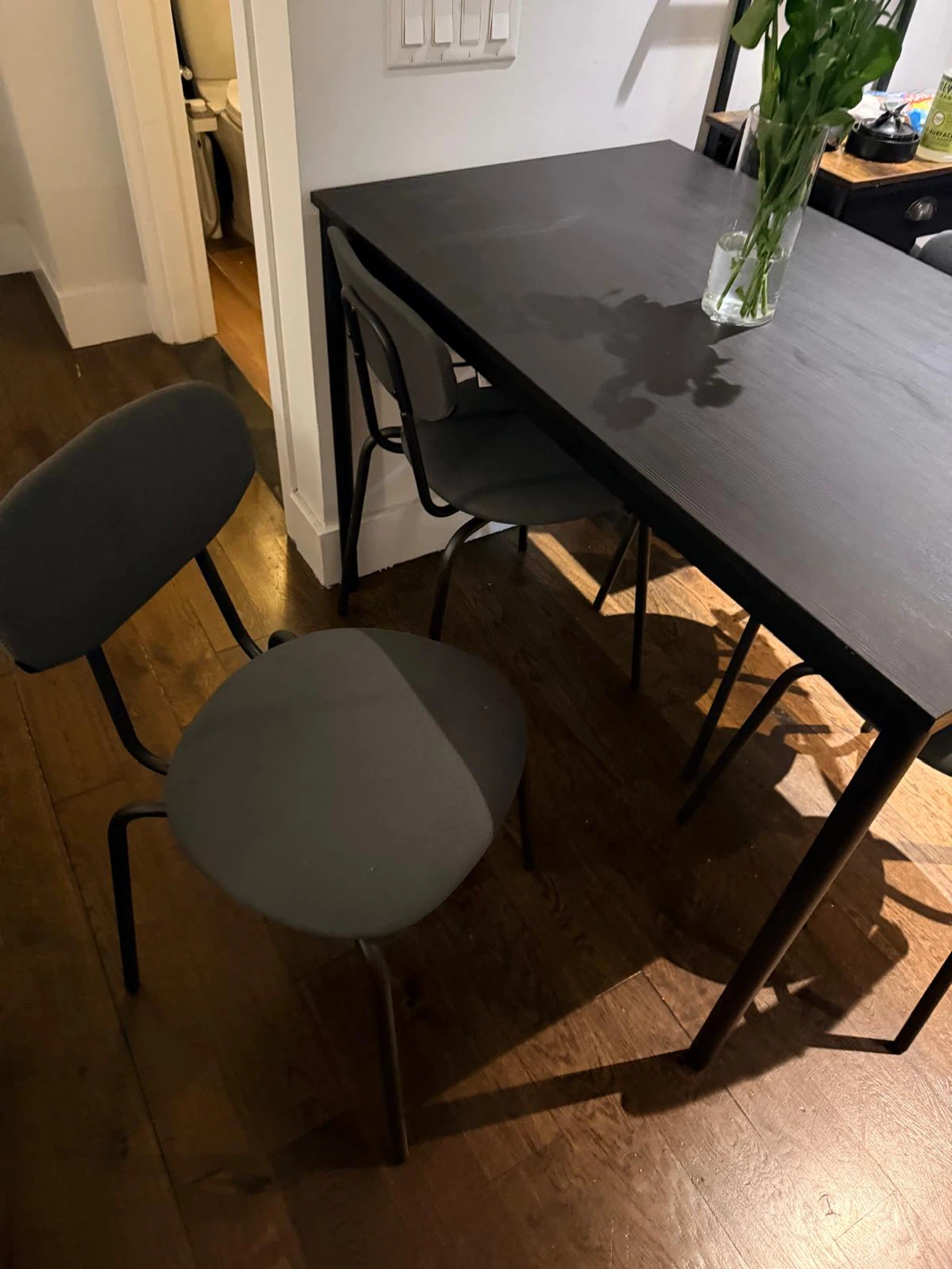 Sandsberg Dining Table and 4 Chairs Set - photo 2