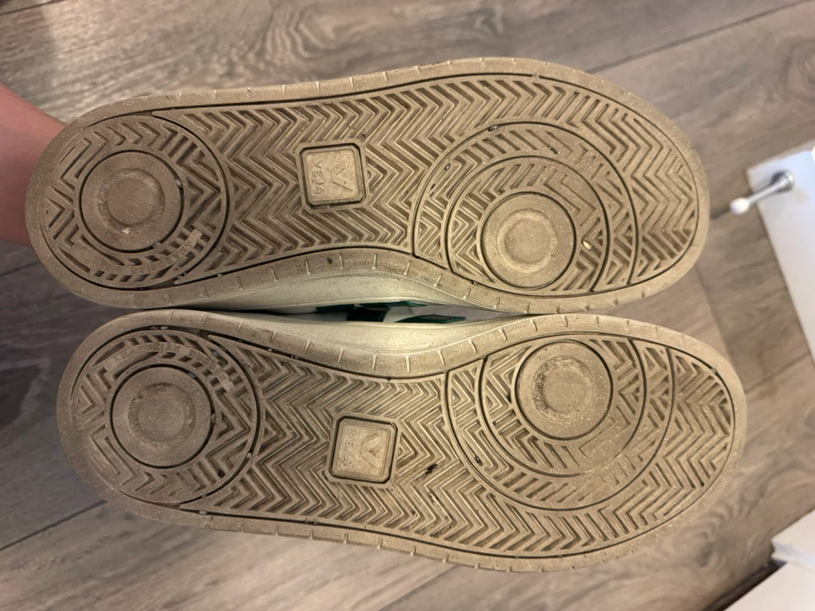 Veja White and Green suede Velcro Sneakers US size 10.5 - photo 4