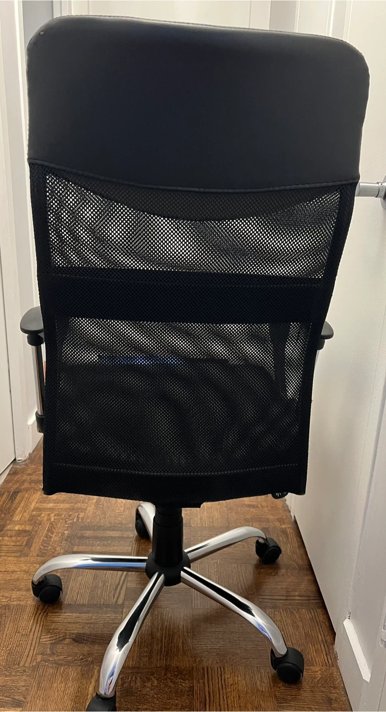 Black Mesh Office Chair - photo 3