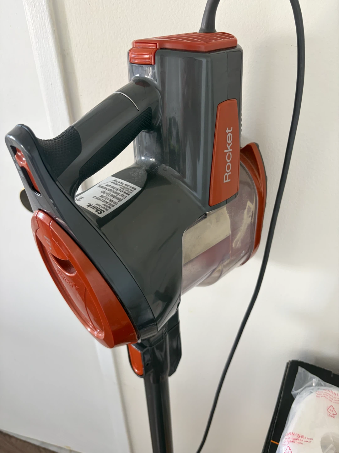 LAST DAY- Shark Rocket Vacuum Cleaner - photo 5