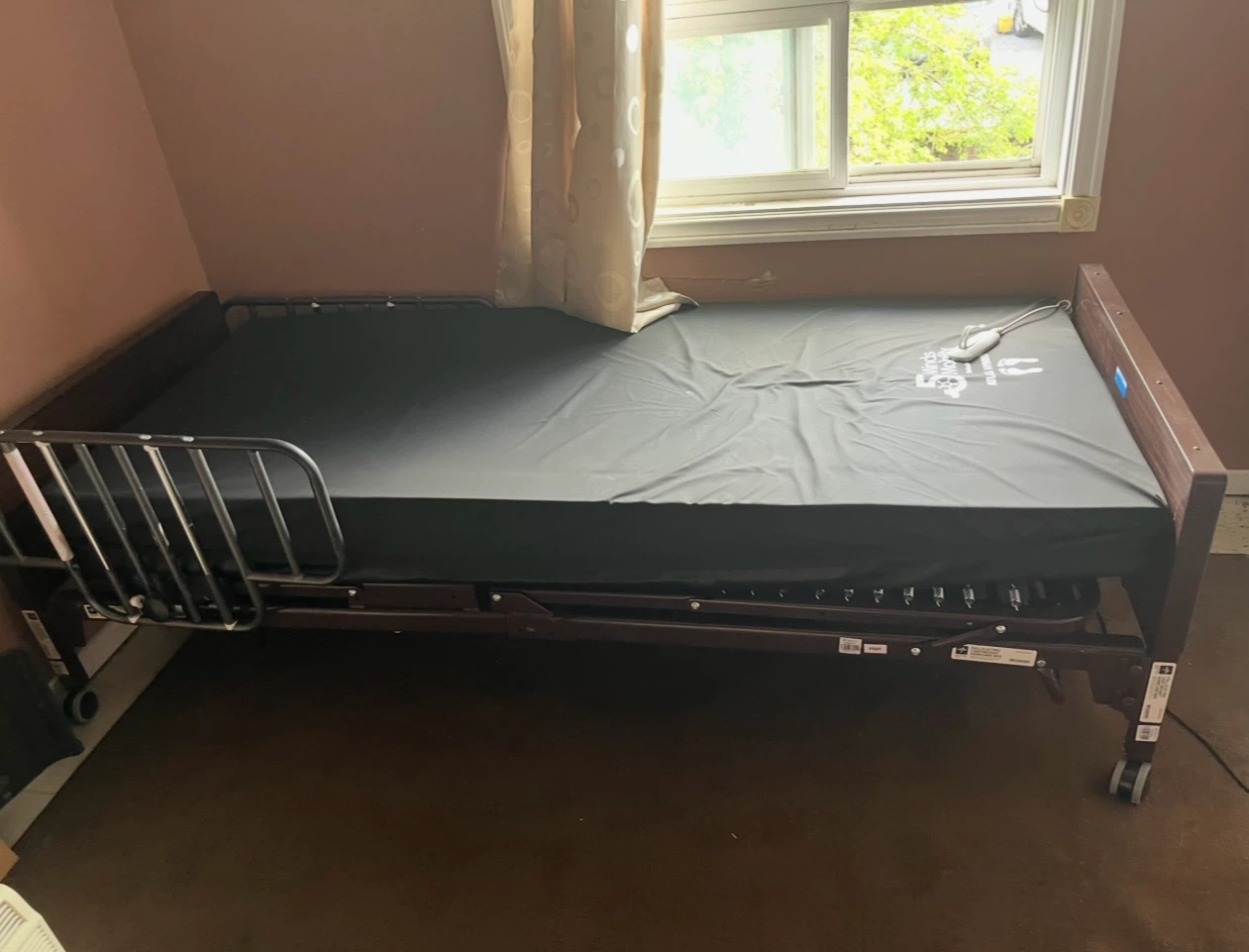 Drive Medical Electric Hospital Bed - photo 4