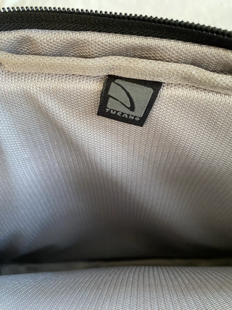 TUCANO work out slim laptop bag - photo 3