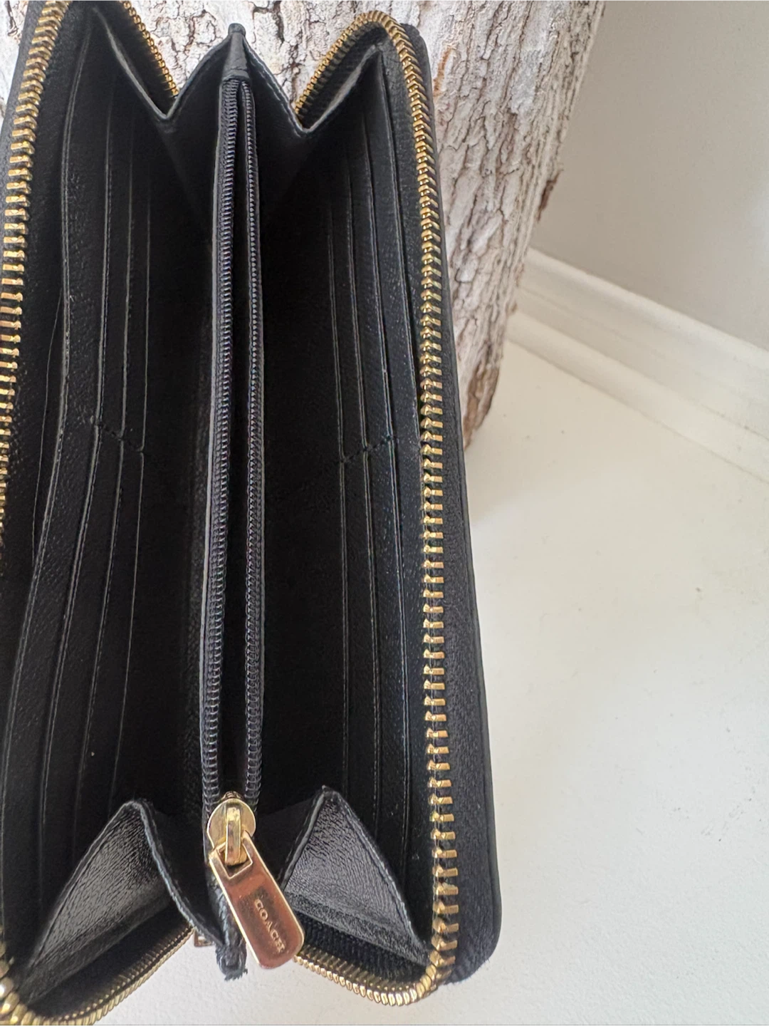 Coach Black Leather Studded Zip Around Wallet - photo 4