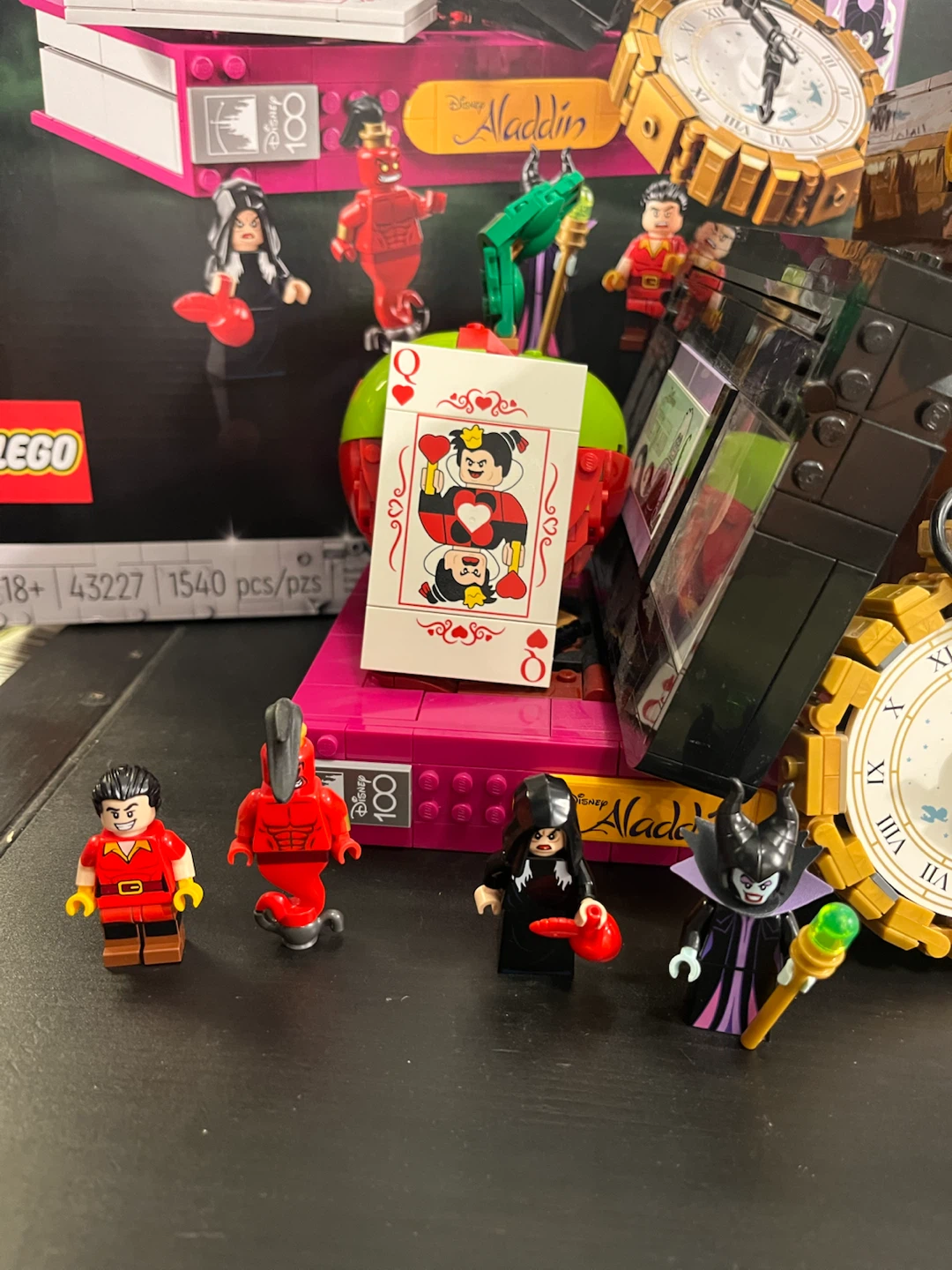 Lego Disney Villains Icons (used retired set) - photo 2