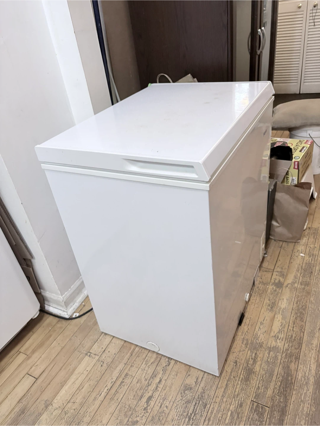 Haier White Chest Freezer - photo 4